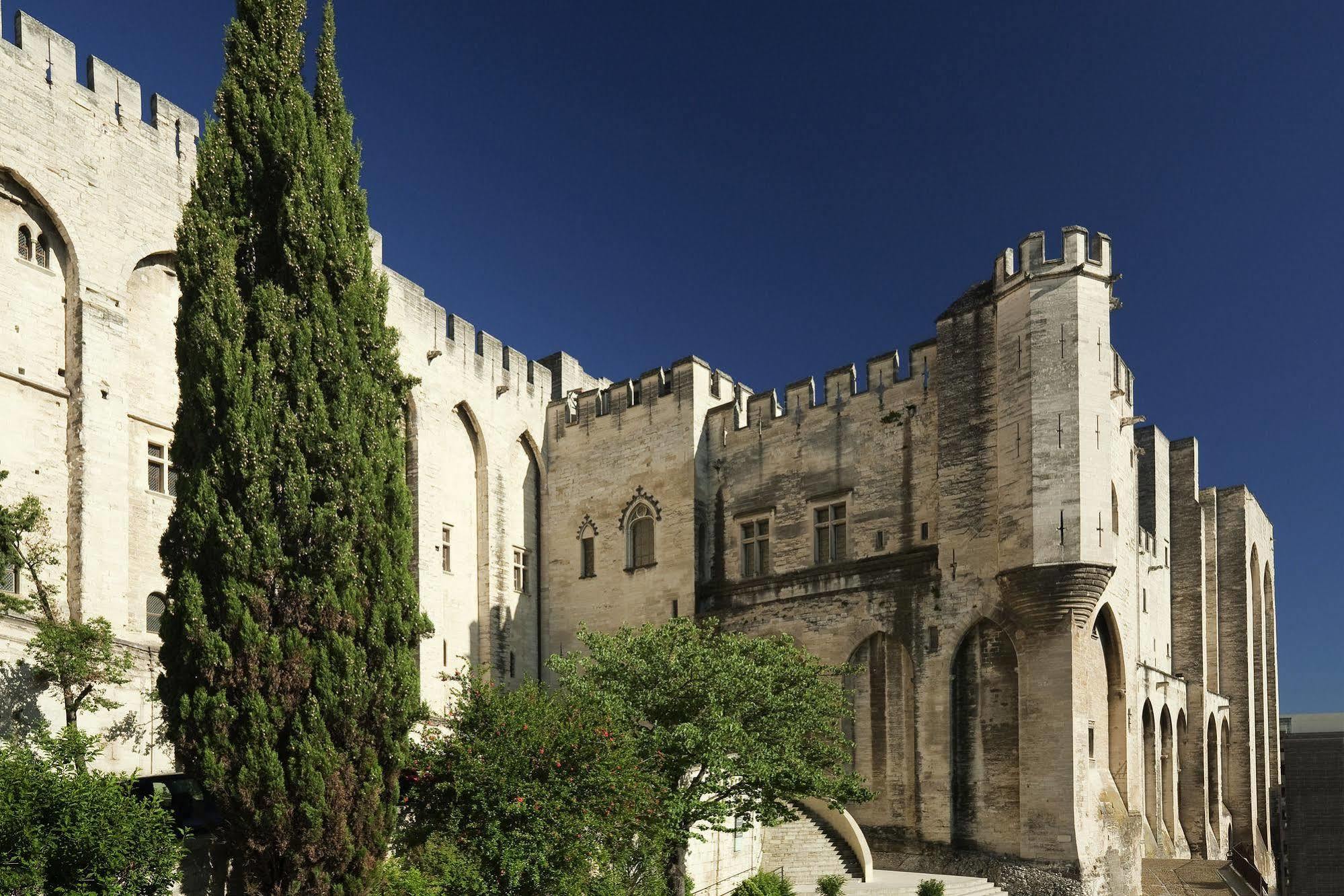 Hotel Mercure Centre Palais Des Papes